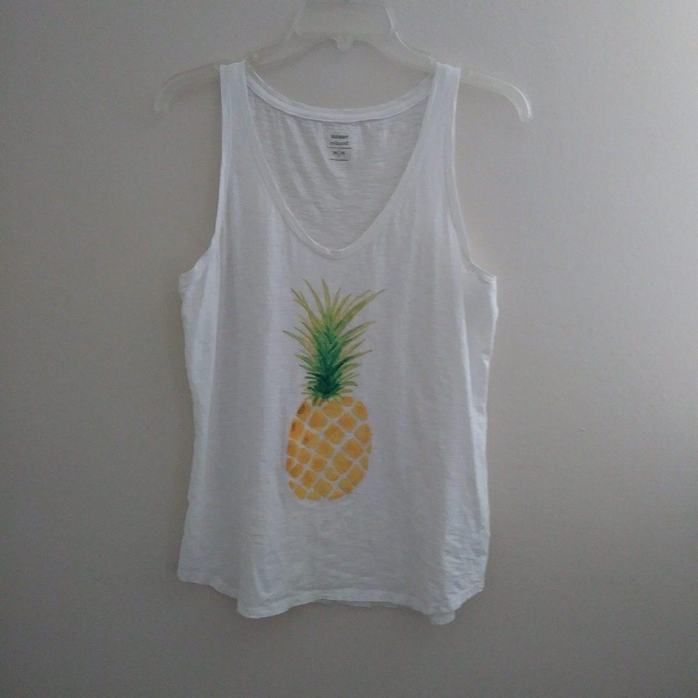OLD NAVY white pineapple tank, M